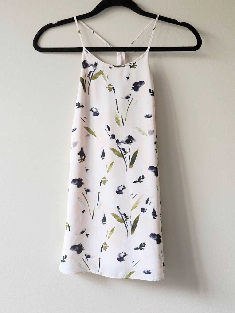 RW&CO. Pale Pink Floral High-Neck Camisole